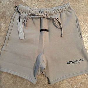 Essentials Fear of God Sweat Shorts